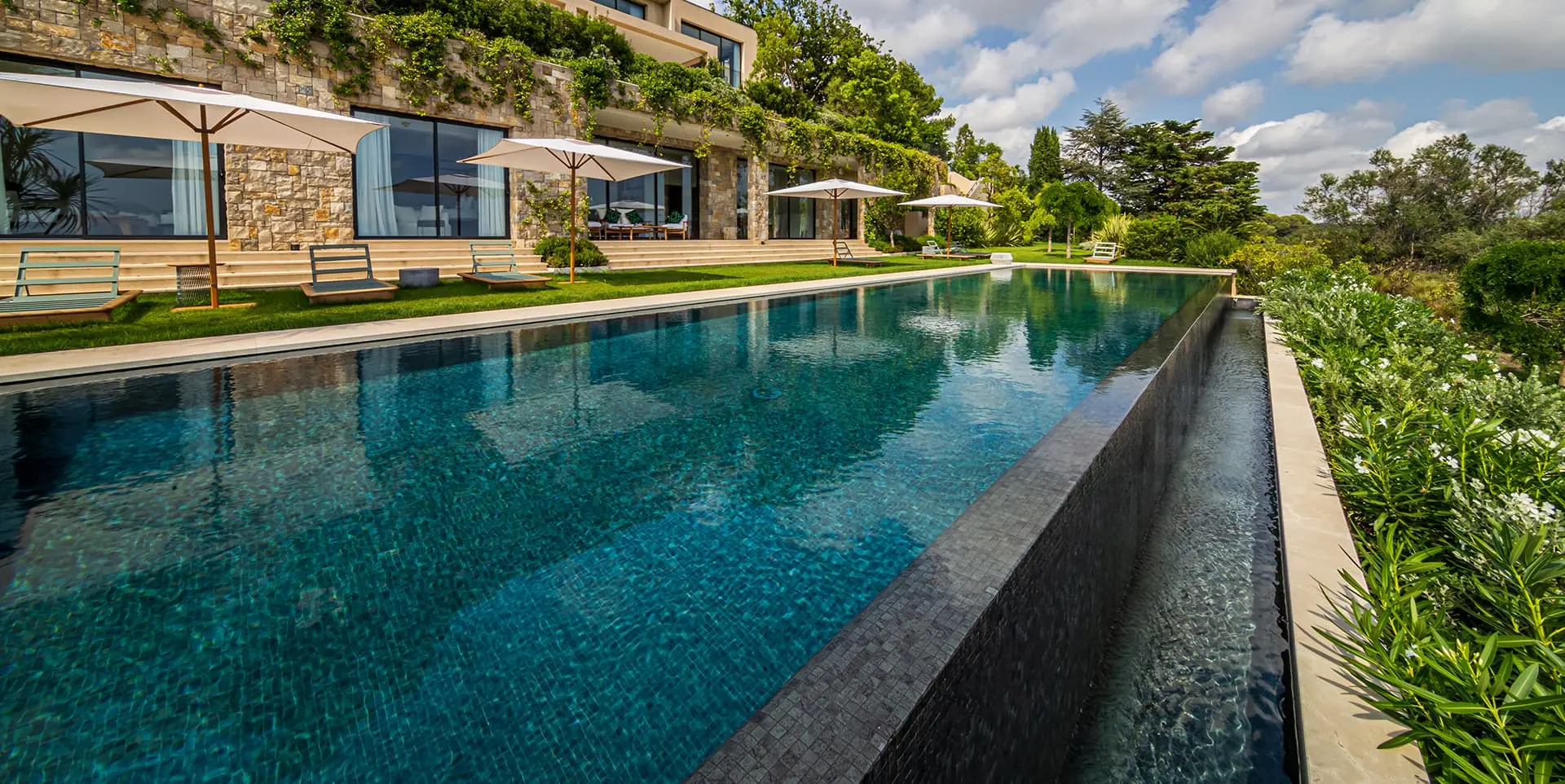 Villa Pibonson Interior